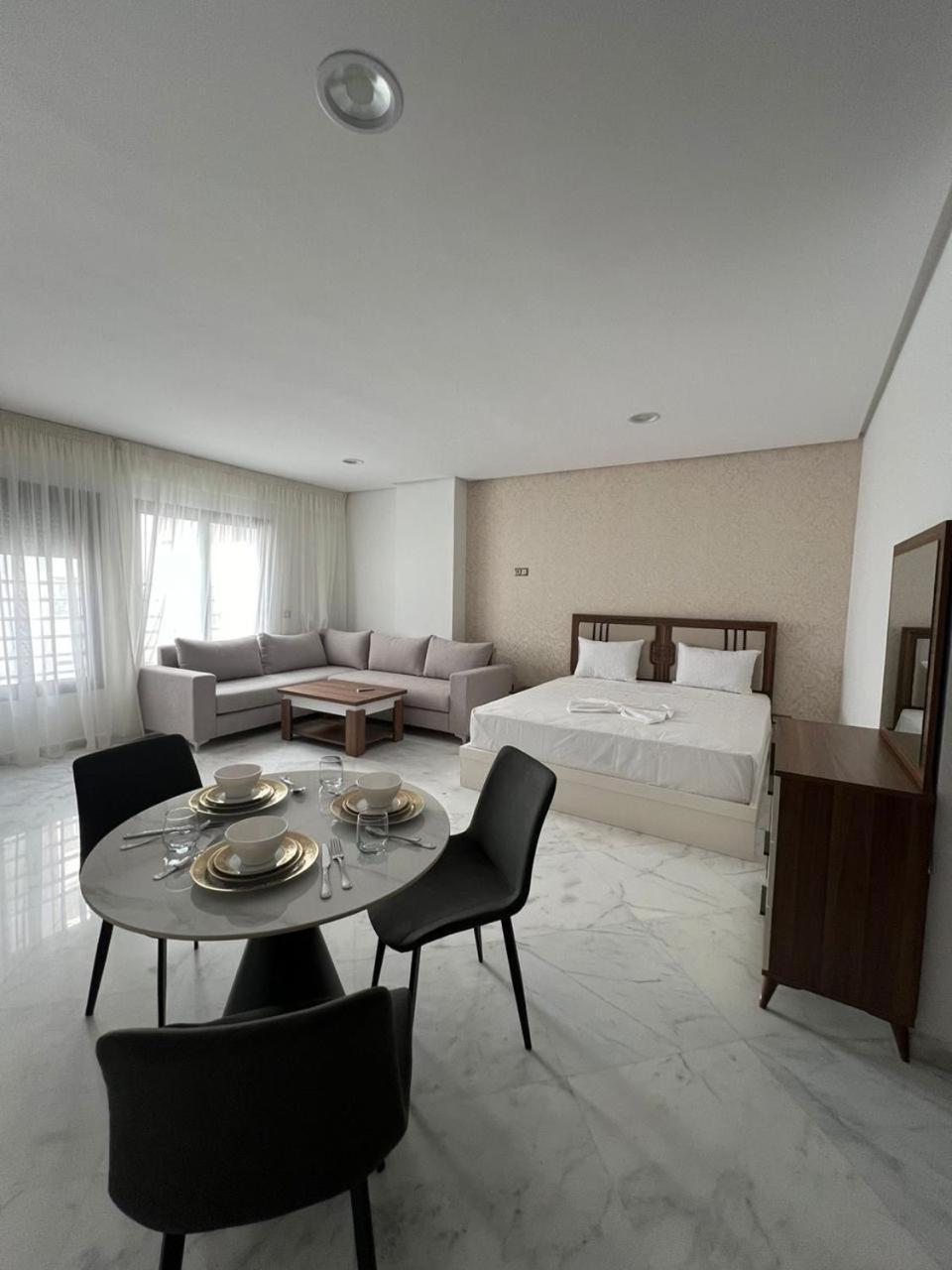 Luxury Apartment Charf Exterior photo