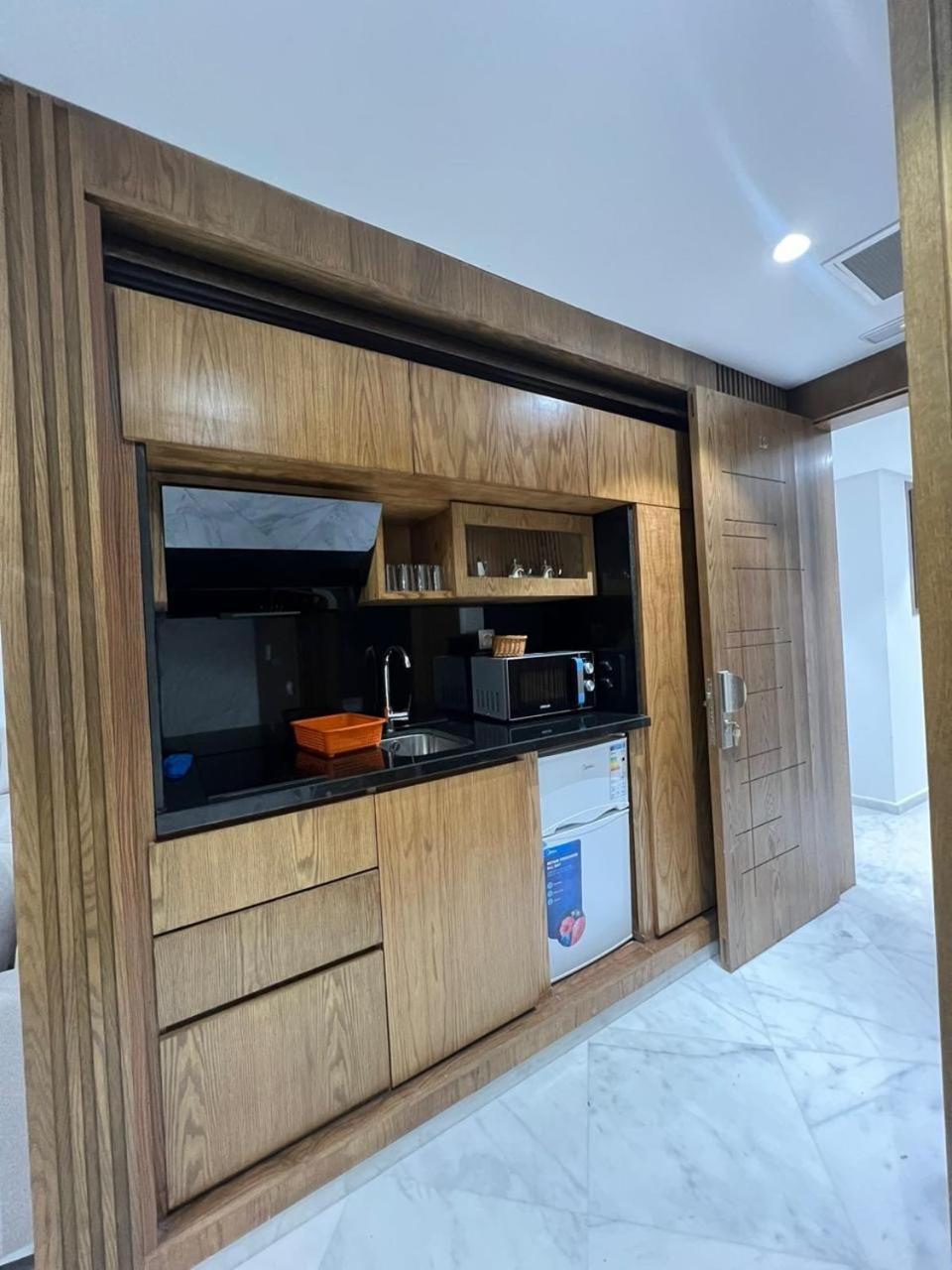 Luxury Apartment Charf Exterior photo