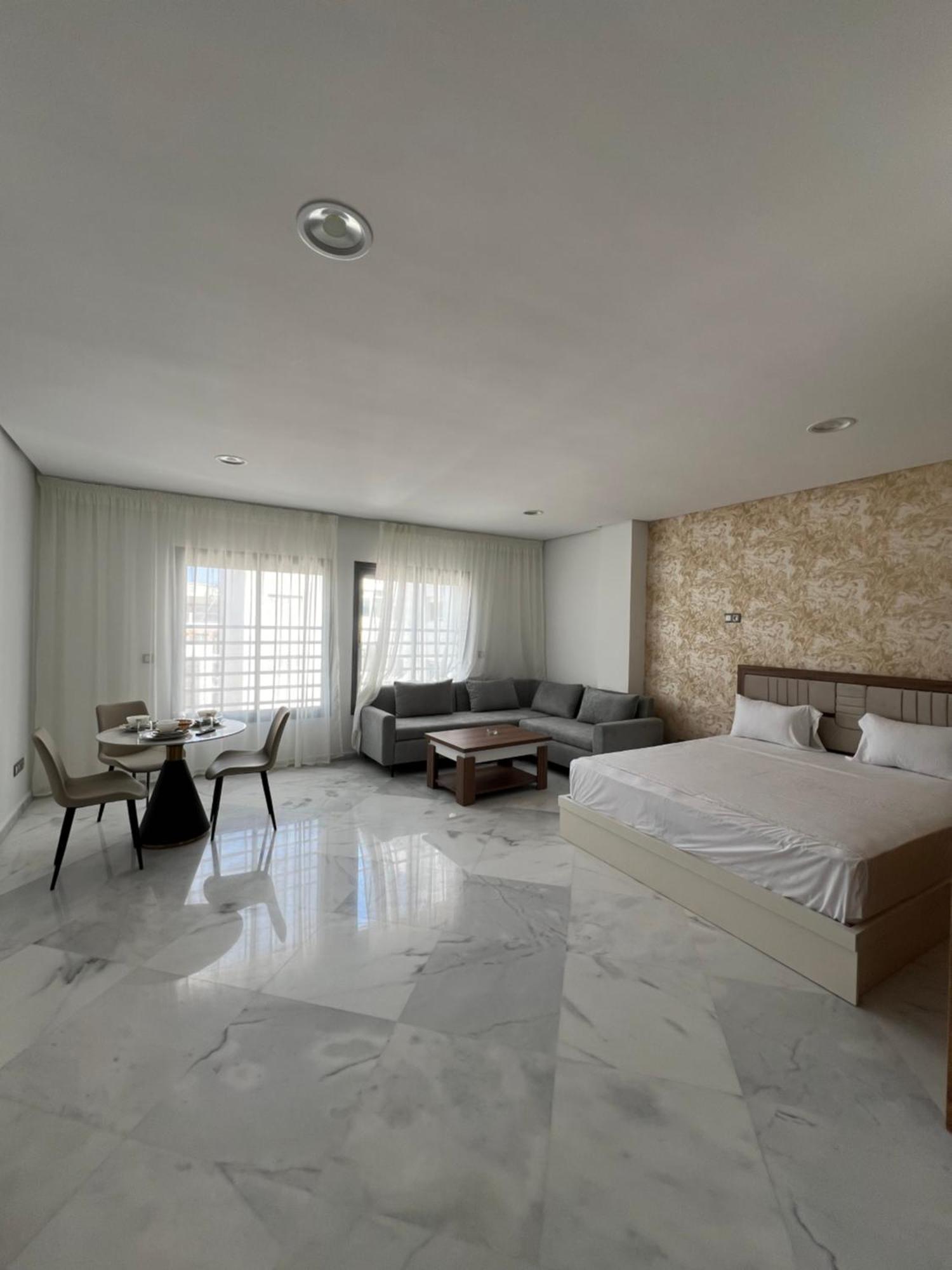 Luxury Apartment Charf Exterior photo