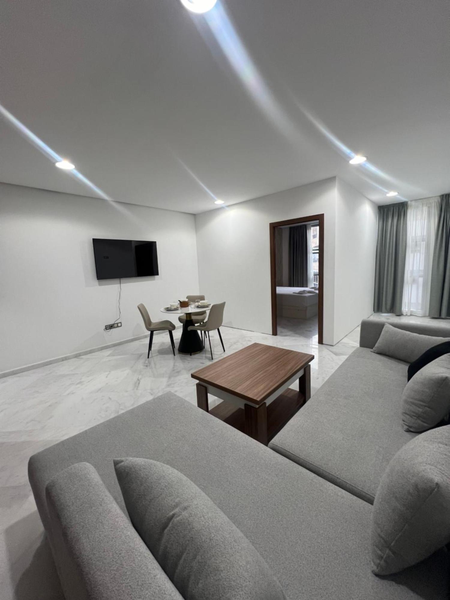 Luxury Apartment Charf Exterior photo