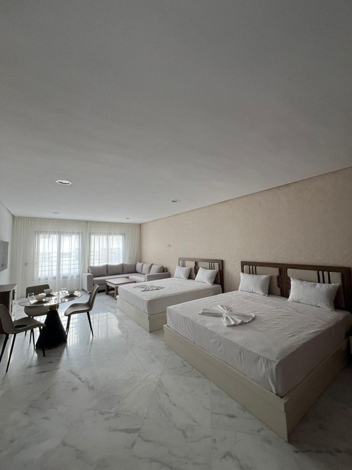 Luxury Apartment Charf Exterior photo